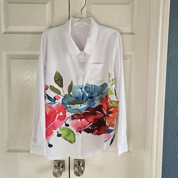 NWT Casual Ink Painting Long Sleeved Button Up Women's Top XXL - Picture 5 of 10